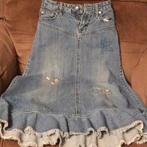 Long, ruffle bottomed blue-jean skirt